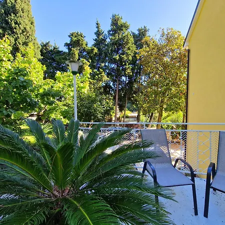 Ballerina Apartment *