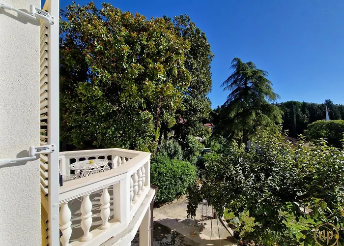 Ballerina アパート ポルトローシュ